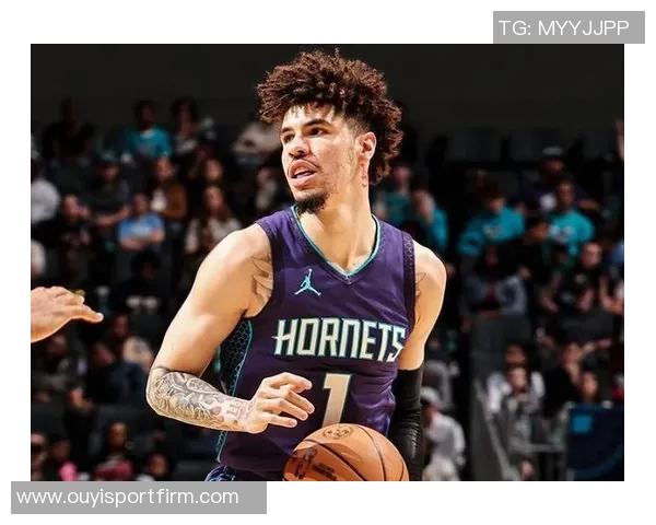 尼克斯全员发力半场领先黄蜂25分哈特表现出色三球状态低迷 尼克斯全员发力半场领先黄蜂25分哈特表现出色三球状态低迷