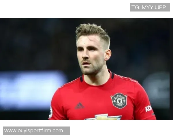 曼联确定七人核心阵容B费达洛特姆伯莫领衔新战术