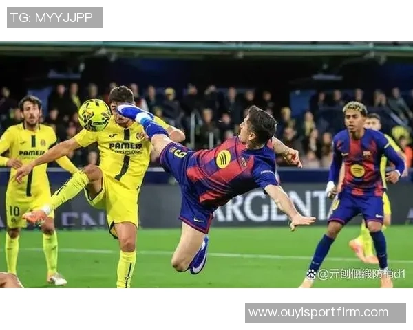 莱万年薪超2000万欧愿降薪留巴萨展现忠诚态度