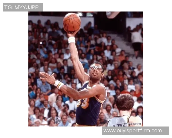 特纳评选历史五大中锋：奥尼尔大梦邓肯贾巴尔魔兽的传奇对决与影响