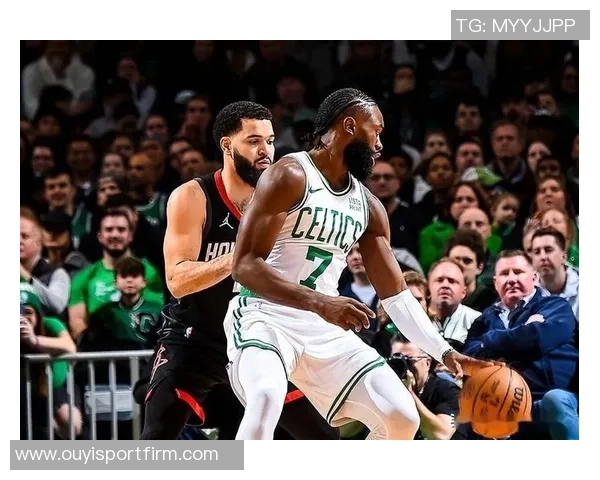 主场迎战绿军哈克斯和米切尔缺席球队面临挑战