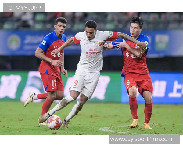 上海海港俱乐部代表赴西甲联盟考察青训并观赛交流