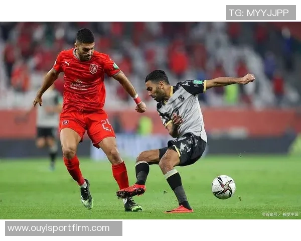 卡利亚里中场弗罗伦肖侮辱埃尔莫索母亲引发场上冲突