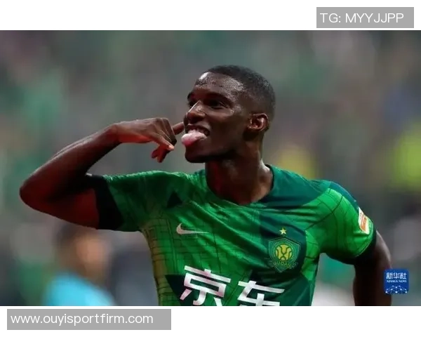 法比奥险些破门遭判越位国安在主场依然落后两球 法比奥险些破门遭判越位国安在主场依然落后两球