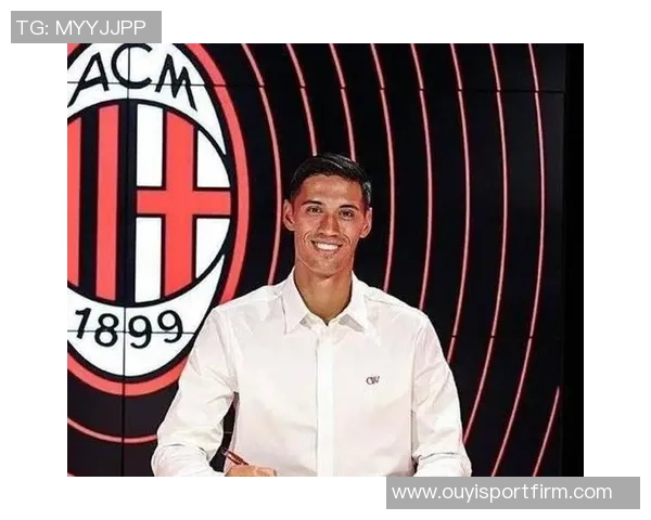 埃默森谈米兰负面新闻多于C罗留队非明智之举 埃默森谈米兰负面新闻多于C罗留队非明智之举