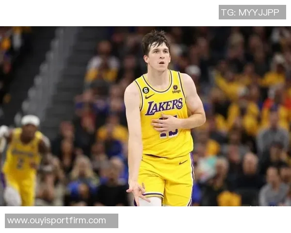 富保罗质疑里夫斯替补位置夸梅怒斥其经纪人应采取行动 富保罗质疑里夫斯替补位置夸梅怒斥其经纪人应采取行动