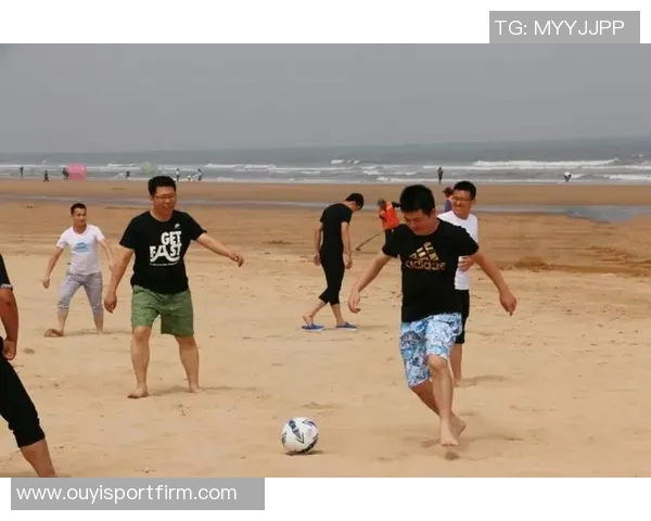 热火队友团建活动希罗分享游艇出海欢乐瞬间