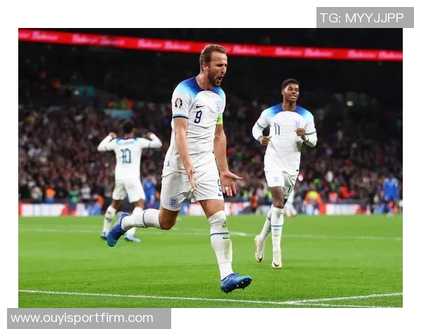 前裁判批评迪洛伦佐缺乏体育道德那不勒斯官方强烈反驳并发声谴责